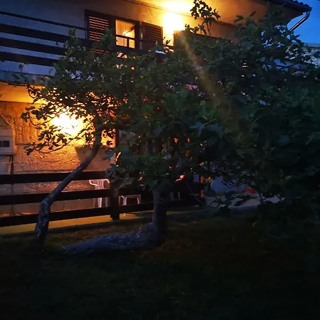 아파트 Maria 피로바츠